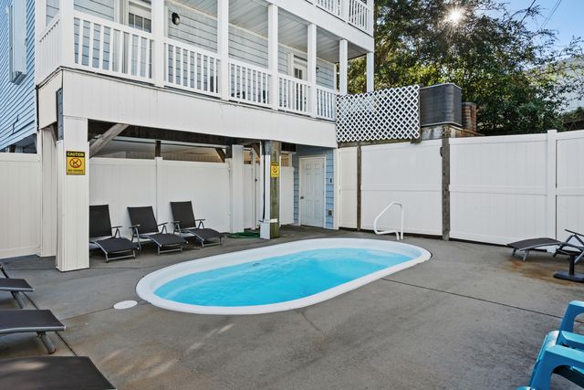 304 S Hillside Drive B, North Myrtle Beach, SC 29582