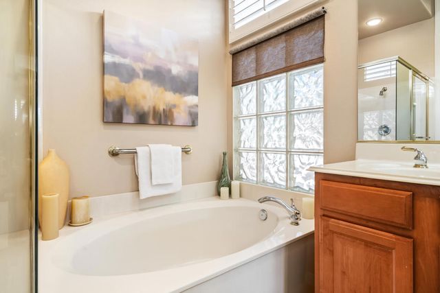 35882 Royal Sage Court, Palm Desert, CA 92211