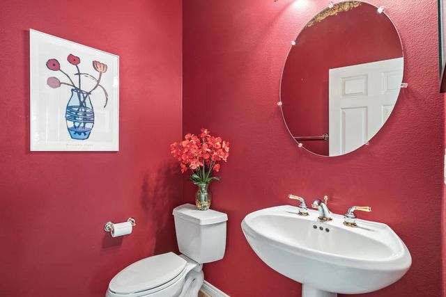 35882 Royal Sage Court, Palm Desert, CA 92211