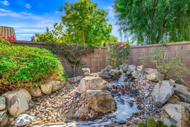 35882 Royal Sage Court, Palm Desert, CA 92211