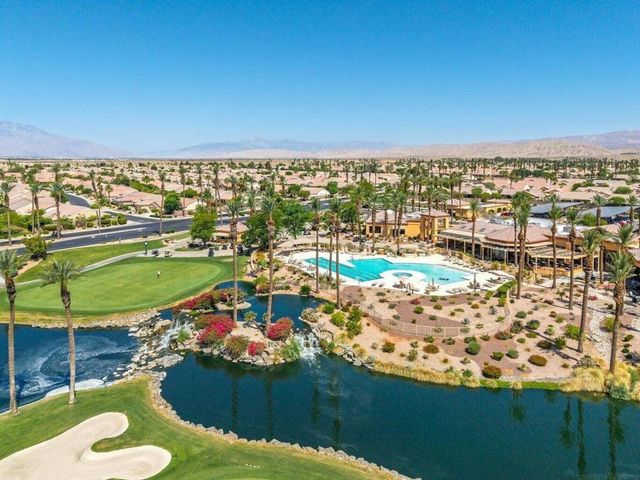 35882 Royal Sage Court, Palm Desert, CA 92211