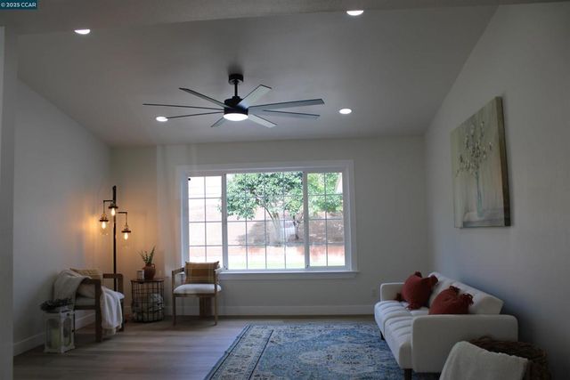 1412 Buchanan rd, Antioch, CA 94509