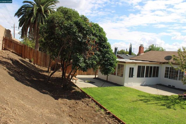 1412 Buchanan rd, Antioch, CA 94509