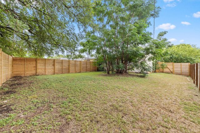 4908 Hawk CV 2, Austin, TX 78745