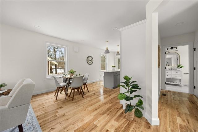 567 Park St, Attleboro, MA 02703