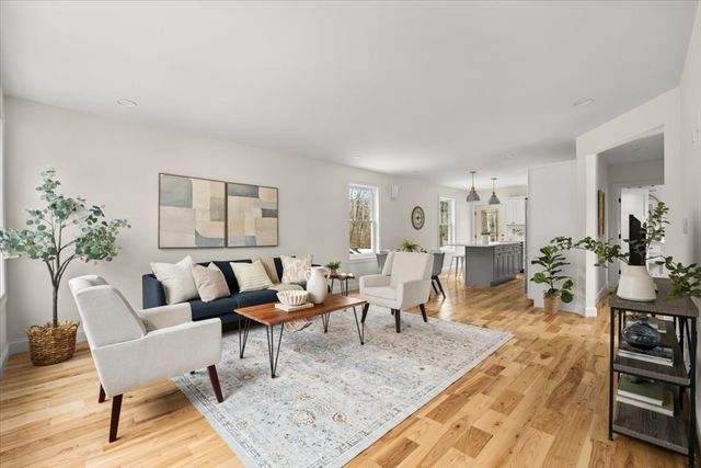 567 Park St, Attleboro, MA 02703