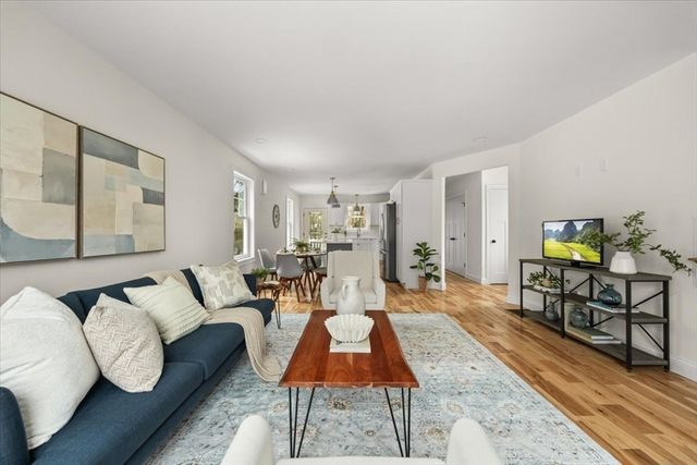 567 Park St, Attleboro, MA 02703