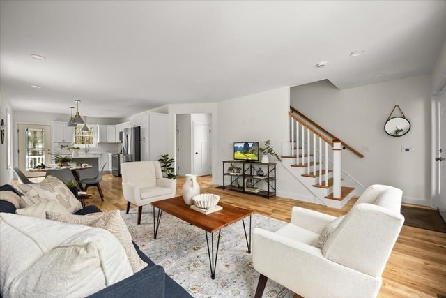 567 Park St, Attleboro, MA 02703