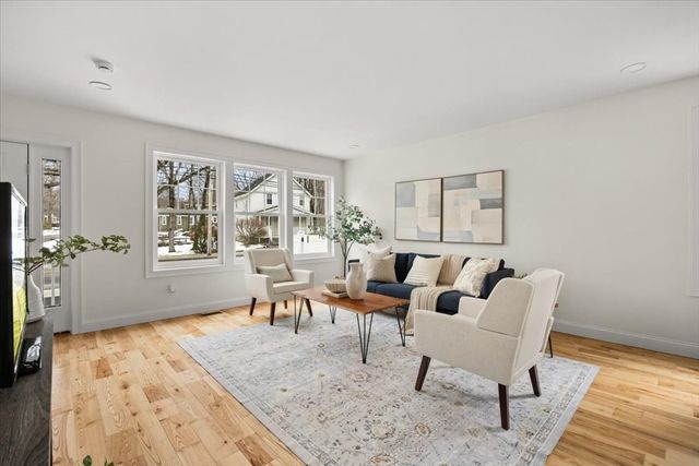 567 Park St, Attleboro, MA 02703