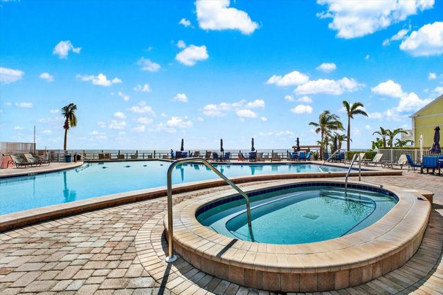 5162 SALMON DRIVE SE C, St Petersburg, FL 33705