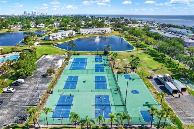 5162 SALMON DRIVE SE C, St Petersburg, FL 33705