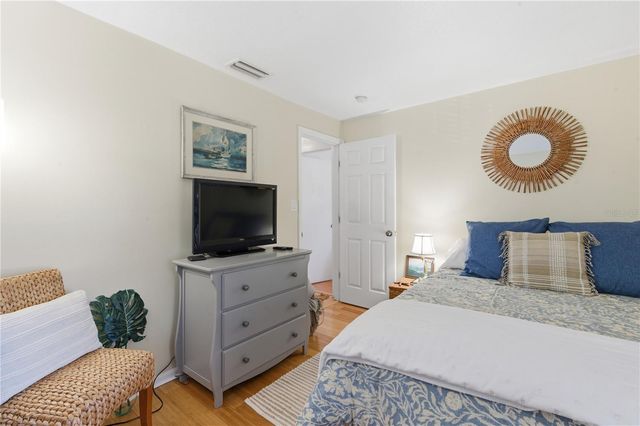 5162 SALMON DRIVE SE C, St Petersburg, FL 33705