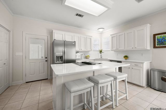8590 Oliver Ave, Baton Rouge, LA 70809