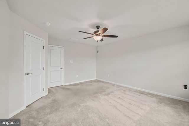 19 ONTARIO DR, Falling Waters, WV 25419