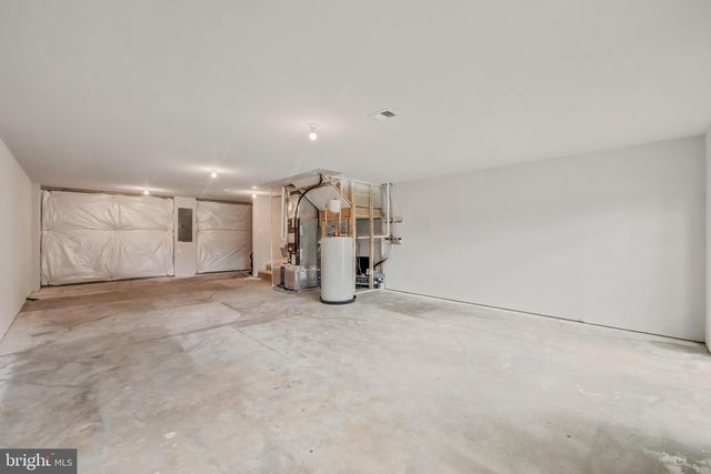 19 ONTARIO DR, Falling Waters, WV 25419