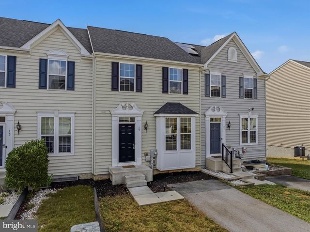 19 ONTARIO DR, Falling Waters, WV 25419