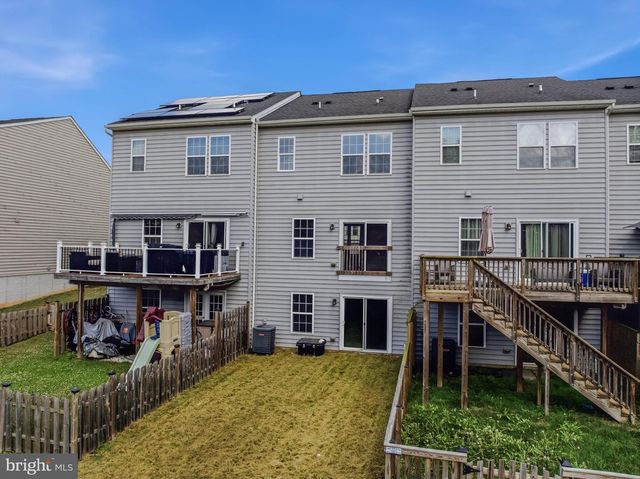 19 ONTARIO DR, Falling Waters, WV 25419