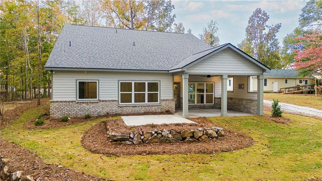 328 Point Road, Westminster, SC 29693