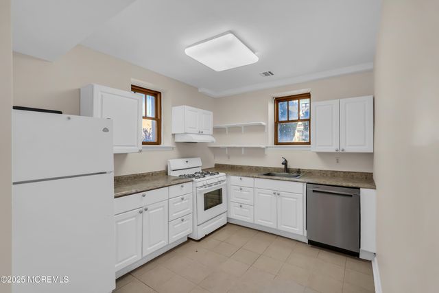 218 2nd Avenue 100E, Asbury Park, NJ 07712