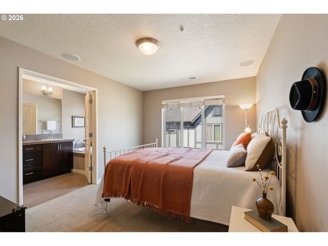 4899 Nw BLANDY Ter, Portland, OR 97229