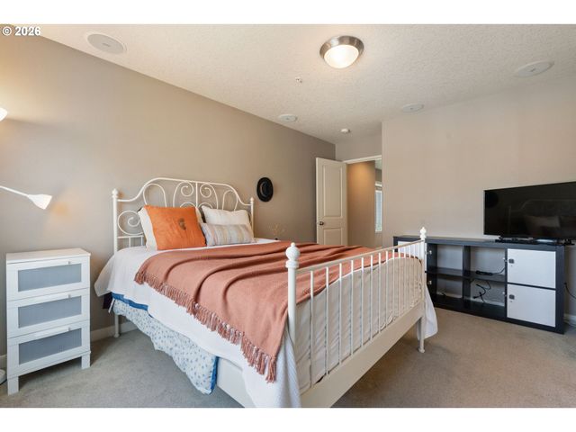 4899 Nw BLANDY Ter, Portland, OR 97229