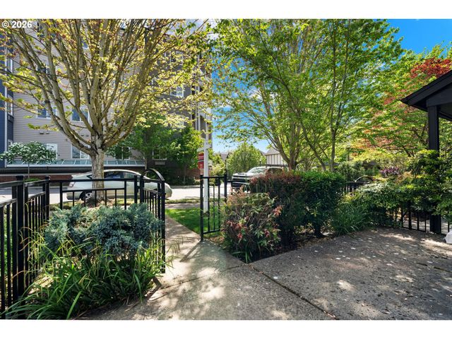 4899 Nw BLANDY Ter, Portland, OR 97229