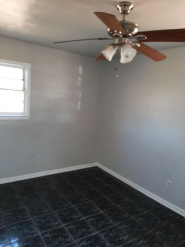 2403 E 5th Street, Lubbock, TX 79403