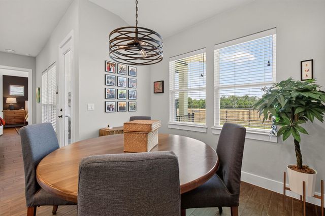 221 Sweeping Sage LN, San Marcos, TX 78666