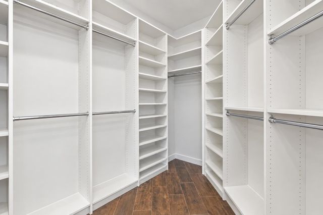 221 Sweeping Sage LN, San Marcos, TX 78666