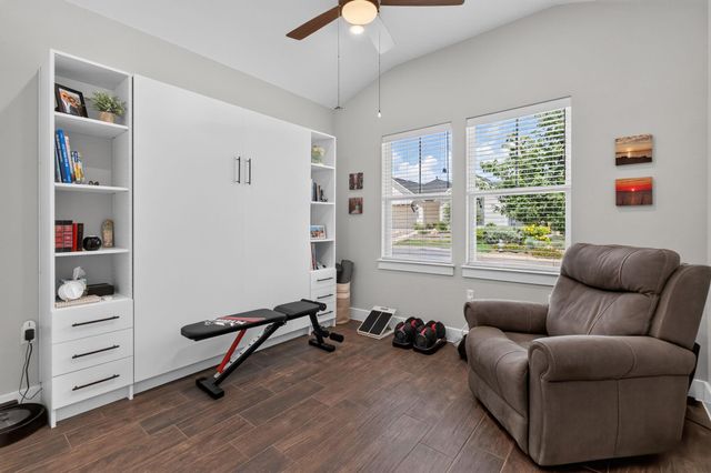 221 Sweeping Sage LN, San Marcos, TX 78666