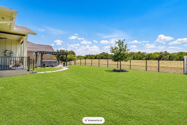 221 Sweeping Sage LN, San Marcos, TX 78666