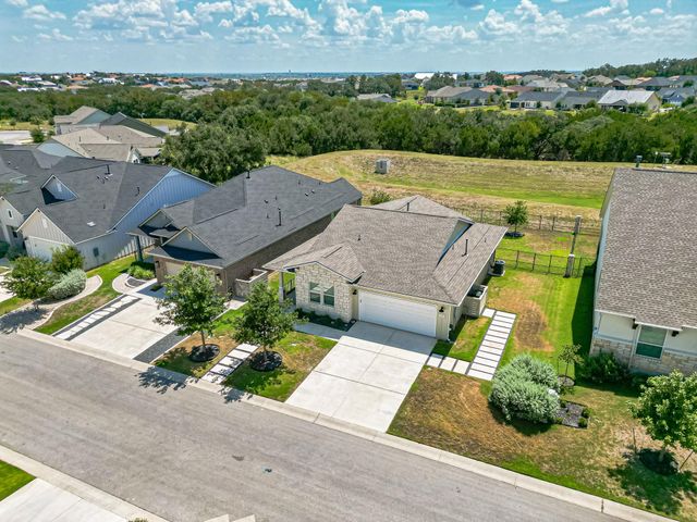 221 Sweeping Sage LN, San Marcos, TX 78666