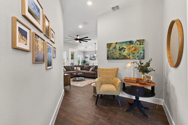 221 Sweeping Sage LN, San Marcos, TX 78666
