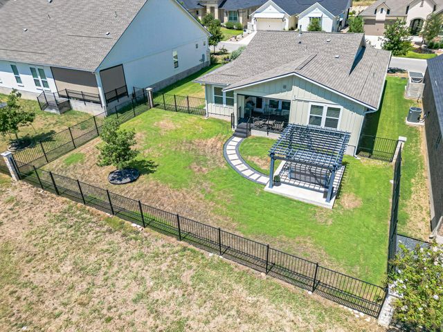 221 Sweeping Sage LN, San Marcos, TX 78666