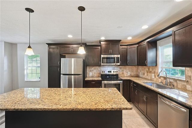 3038 Panther Trail SW, Atlanta, GA 30311