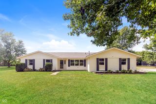 2580 Stonybrook Lane, Franklin, IN 46131