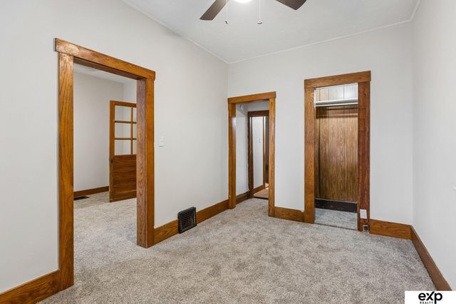 4721 California Street, Omaha, NE 68132