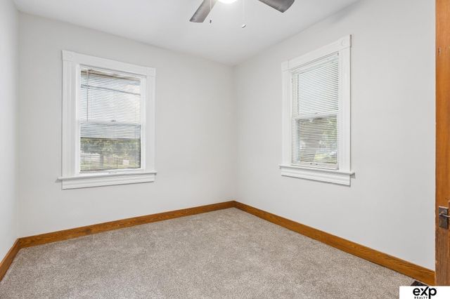 4721 California Street, Omaha, NE 68132