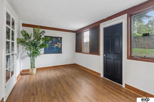 4721 California Street, Omaha, NE 68132