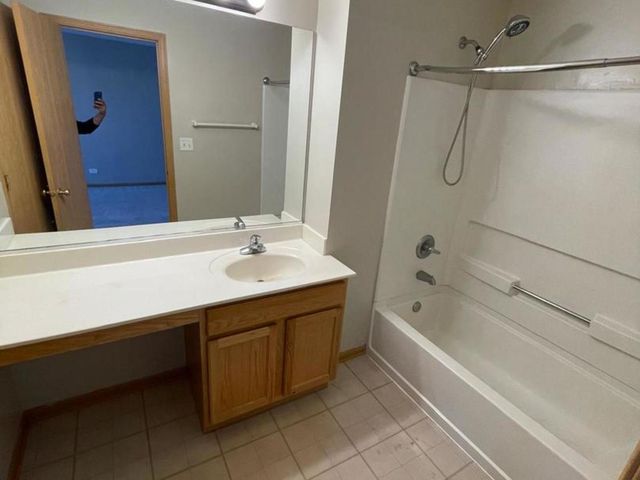 458 Landmark Avenue 458, Yorkville, IL 60560