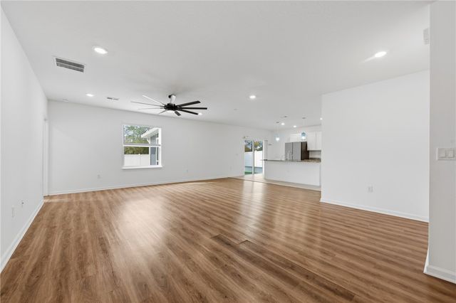 131 College Street, Kingsland, GA 31548