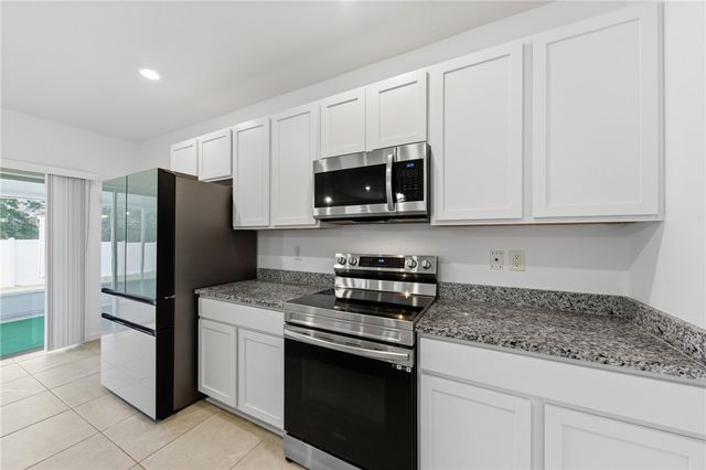 131 College Street, Kingsland, GA 31548