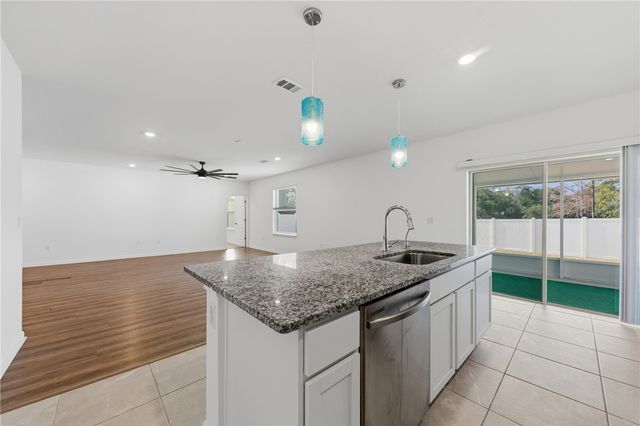 131 College Street, Kingsland, GA 31548