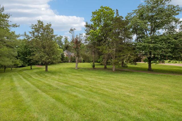 9534 Thoroughbred Way, Brentwood, TN 37027