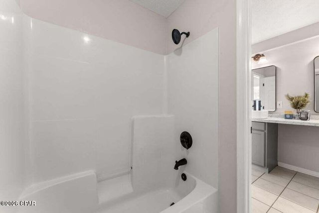 9110 Sunshine Drive, Youngstown, FL 32466