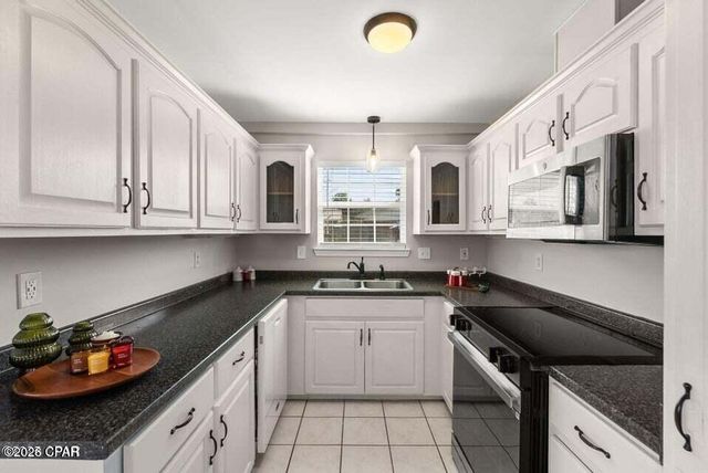 9110 Sunshine Drive, Youngstown, FL 32466