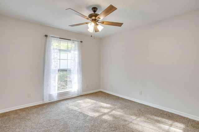 615 Rosewood Place, Joshua, TX 76058