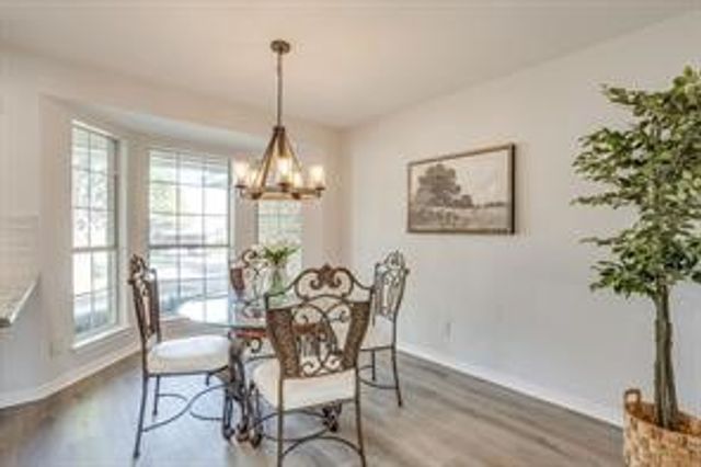 615 Rosewood Place, Joshua, TX 76058