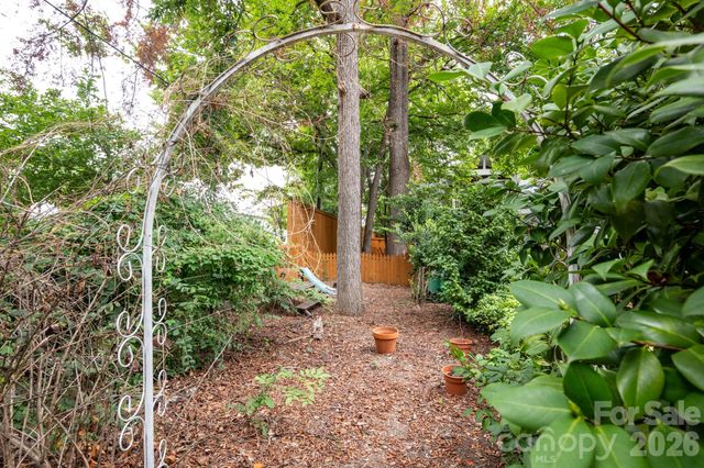 2013 Chesterfield Avenue, Charlotte, NC 28205