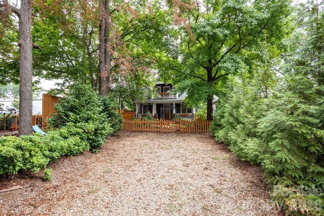 2013 Chesterfield Avenue, Charlotte, NC 28205